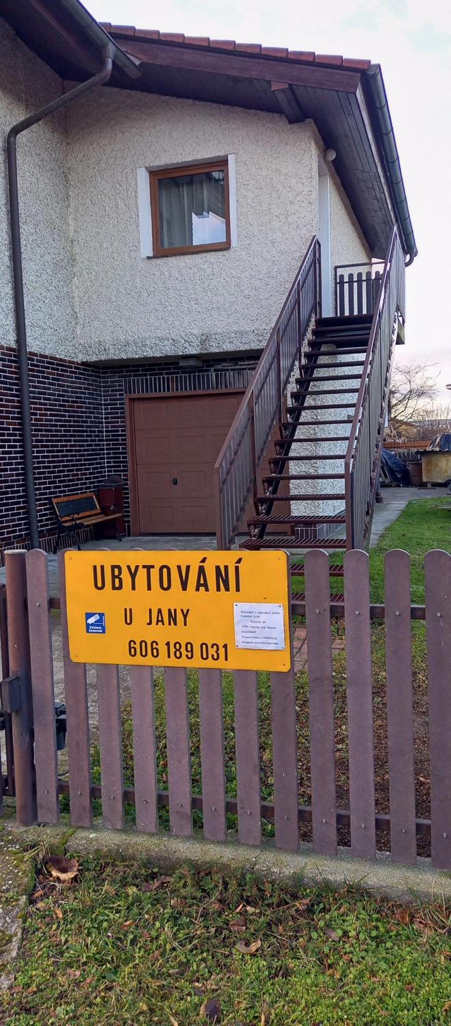 Ubytovani U Jany Hluboká nad Vltavou Esterno foto